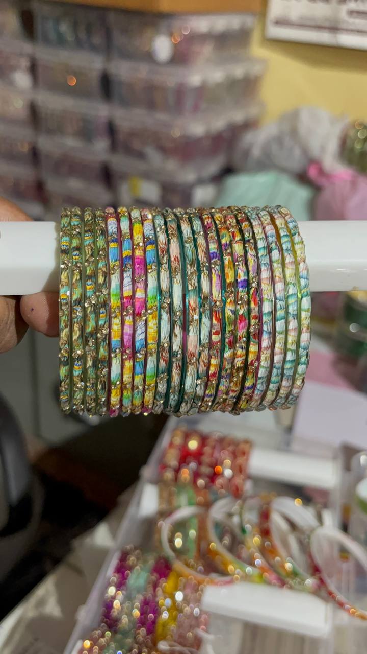 Timeless - Green Elegance – Exclusive Bangle Set - AVARKA